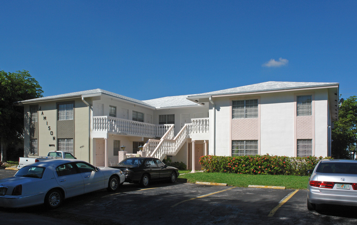 Jamison Apartments in Fort Lauderdale, FL - Building Photo