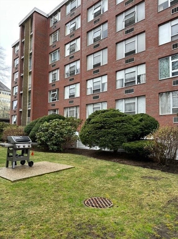 property at 20 Hammond Pond Pkwy