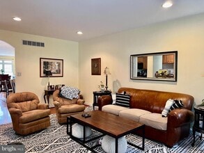 668 Greycliffe Ln in Ambler, PA - Building Photo - Building Photo