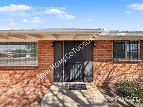 800 N Alamo Ave in Tucson, AZ - Building Photo - Building Photo