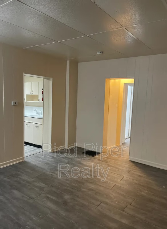 810 E Shawnee St in Freeport, IL - Building Photo - Building Photo