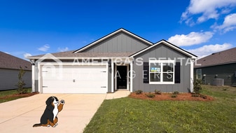 11605 McCord Ln in Moundville, AL - Building Photo