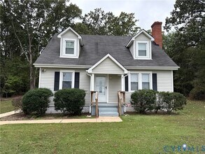15500 S Giles Rd in Amelia Court House, VA - Building Photo - Building Photo