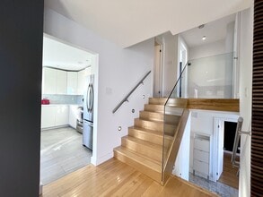 9 Musgrave St in St John's, NL - Building Photo - Building Photo