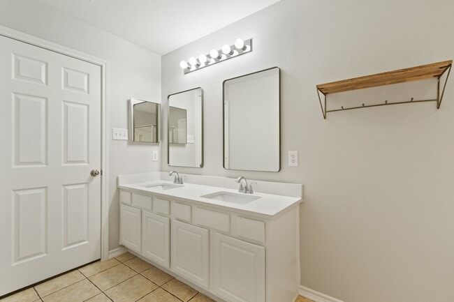 property at 21035 Summer Trace Ln