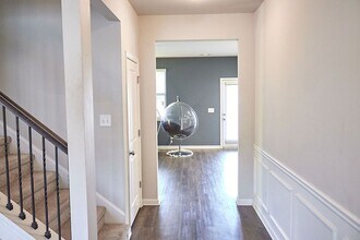 7687 Volion Dr in Fairburn, GA - Building Photo - Building Photo