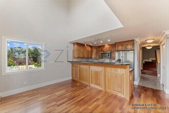 311 E Republican St in Seattle, WA - Building Photo - Building Photo