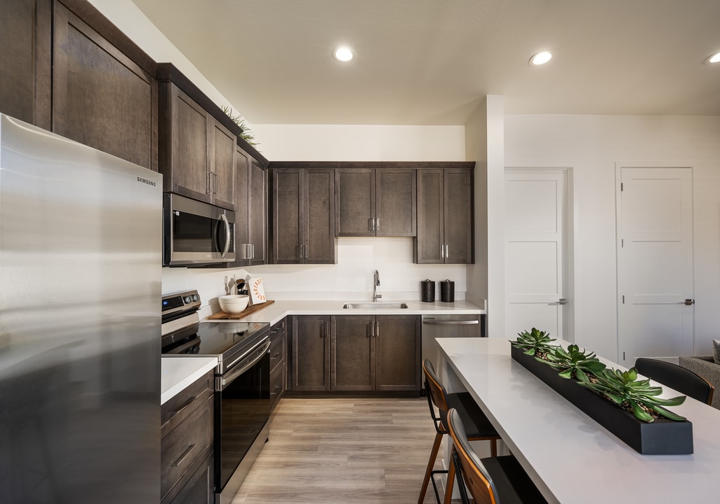 Tavalo Cotton Lane in Litchfield Park, AZ - Foto de edificio
