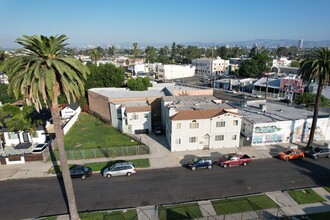 5 Unit Apartments + Excess Land in Los Angeles, CA - Building Photo - Building Photo