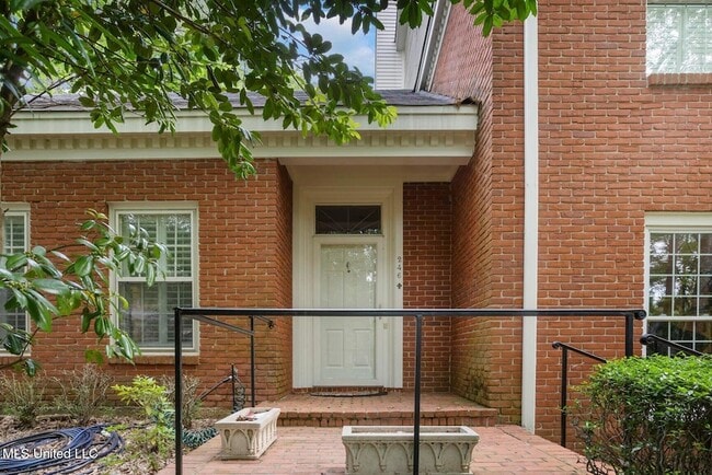 246 Eastbrooke St in Jackson, MS - Foto de edificio - Building Photo