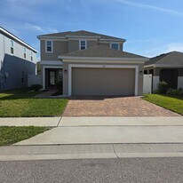 943 Anna Pl in Davenport, FL - Building Photo