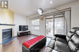 138 Andona Crescent in Toronto, ON - Building Photo - Building Photo