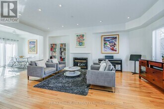 10 Filmic Ln in Toronto, ON - Building Photo - Building Photo