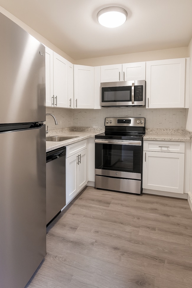 West Palm Lane Apartments