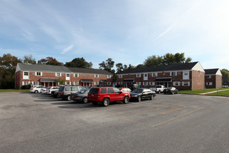 The Arbors on Main Apartments in Vineland, NJ - Building Photo - Building Photo