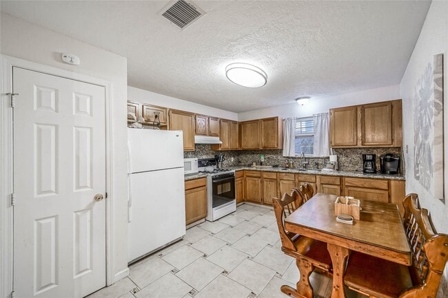 property at 1320 Avenue L