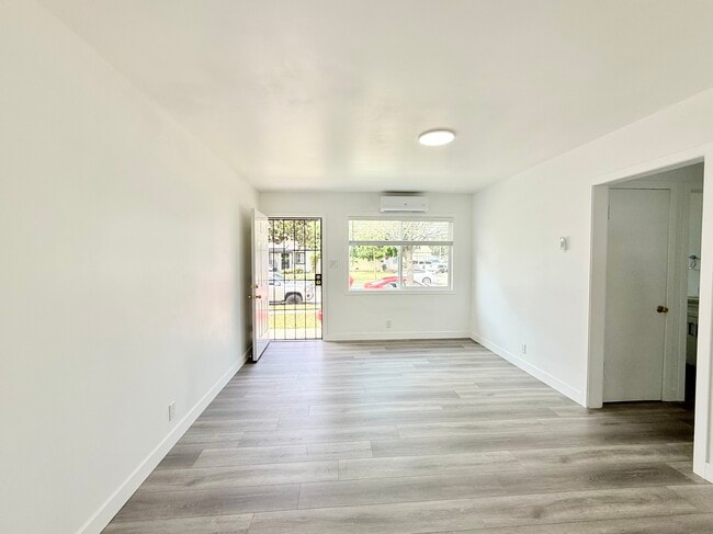 5332 Rosemead Blvd, Unit 2, Unit 2