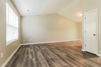 876 Highland Terrace NE in Marietta, GA - Building Photo - Building Photo