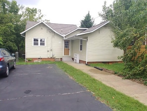 2078 E 5th Ave in Knoxville, TN - Building Photo - Building Photo