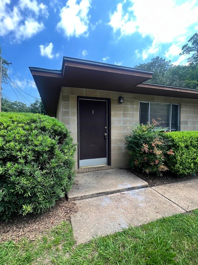 property at 1501 Branch St