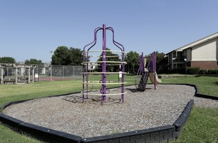 TwentyFive25 in Dallas, TX - Building Photo