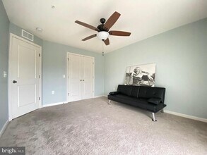 14823 Chrysler Ct in Dale City, VA - Building Photo - Building Photo