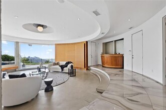 2744 Cardwell Pl in Los Angeles, CA - Building Photo - Building Photo