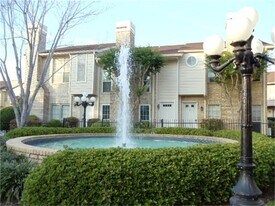 7575 Cambridge St, Unit 1003 in Houston, TX - Building Photo