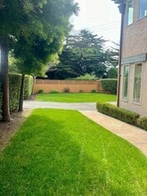 445 Purisima Way in Half Moon Bay, CA - Building Photo - Building Photo