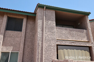 623 W Guadalupe Rd in Mesa, AZ - Building Photo - Building Photo