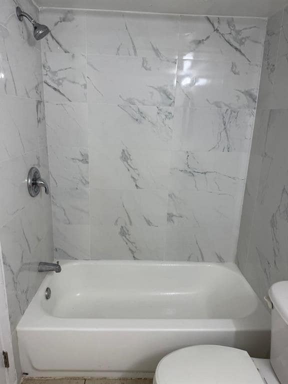 5760 Rock Island Rd in Tamarac, FL - Building Photo - Building Photo