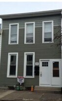 35 E Market St, Unit 201 in Danville, PA - Building Photo