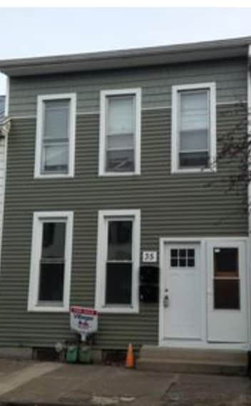 35 E Market St, Unit 201