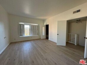 13035 Mindanao Way in Marina Del Rey, CA - Building Photo - Building Photo