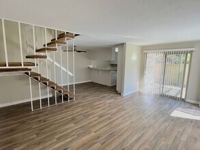 10169 Caminito Jovial in San Diego, CA - Building Photo - Building Photo