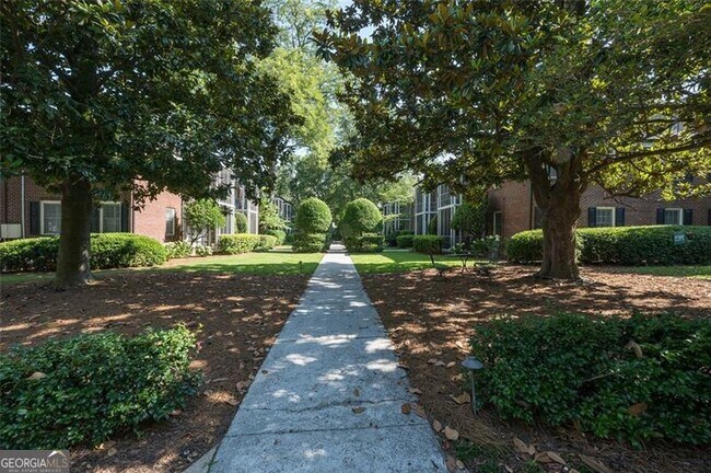 55 Delmont Dr NE in Atlanta, GA - Building Photo - Building Photo