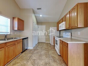 5018 Thornton Dr in Summerville, SC - Building Photo - Building Photo