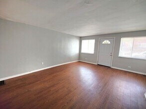 301 Boggs Ave in Pittsburgh, PA - Building Photo - Building Photo