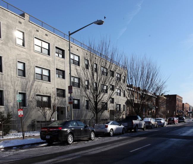 1524 Independence Ave SE in Washington, DC - Foto de edificio - Building Photo