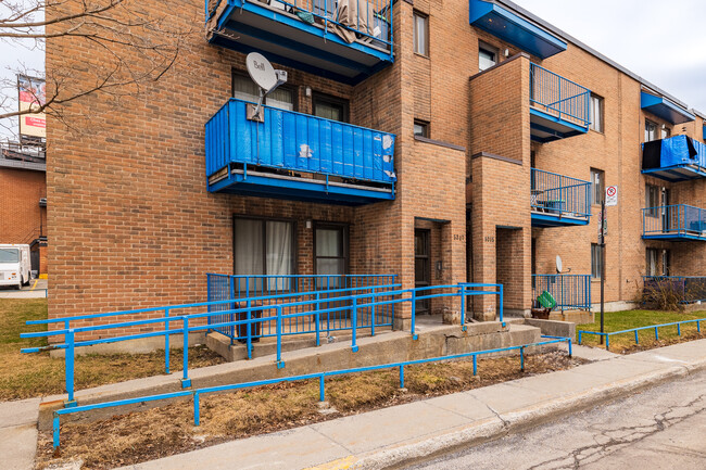 5185-5217 Chapleau St in Montréal, QC - Building Photo - Building Photo