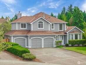 829 SW 347th Ct in Federal Way, WA - Building Photo - Building Photo