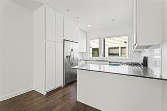 4709 Bryan St in Dallas, TX - Building Photo - Building Photo