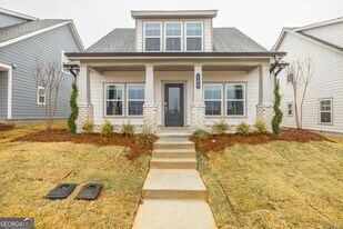 108 Palmetto Ave in Perry, GA - Building Photo