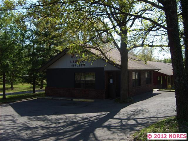 Twin Oaks Apartments in Tahlequah, OK - Building Photo