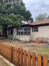 380 North St in Jacksboro, TX - Building Photo - Building Photo