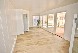 5115 Ewing St in San Diego, CA - Building Photo - Building Photo