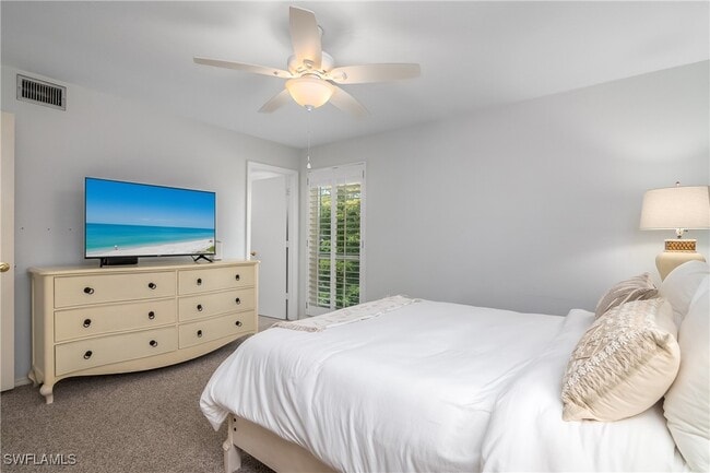 property at 105 Georgetown Blvd