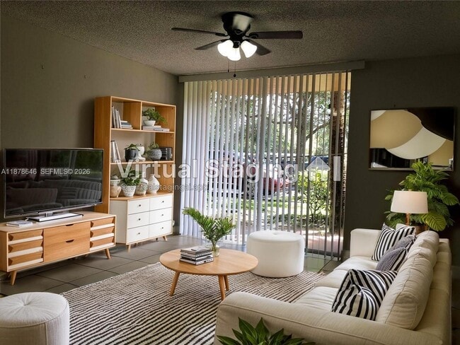 10757 Cleary Blvd in Plantation, FL - Building Photo - Building Photo