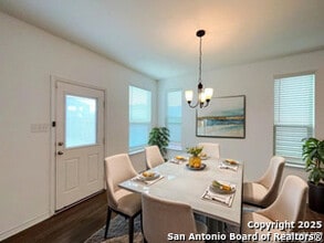 8267 Phantom Fld in San Antonio, TX - Building Photo - Building Photo
