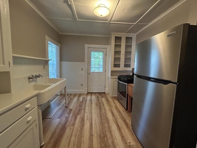 14 Crombie St in Burlington, VT - Building Photo - Building Photo